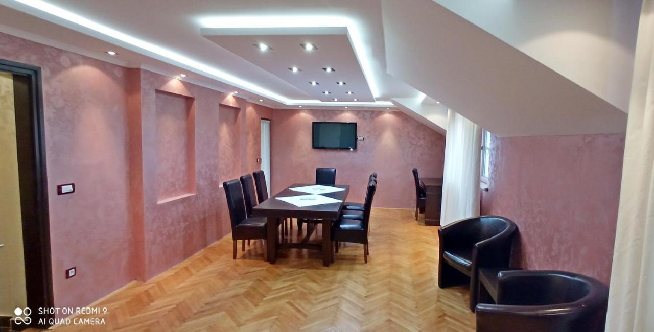 Konaciste Zlatibor Aparthotel Exteriör bild