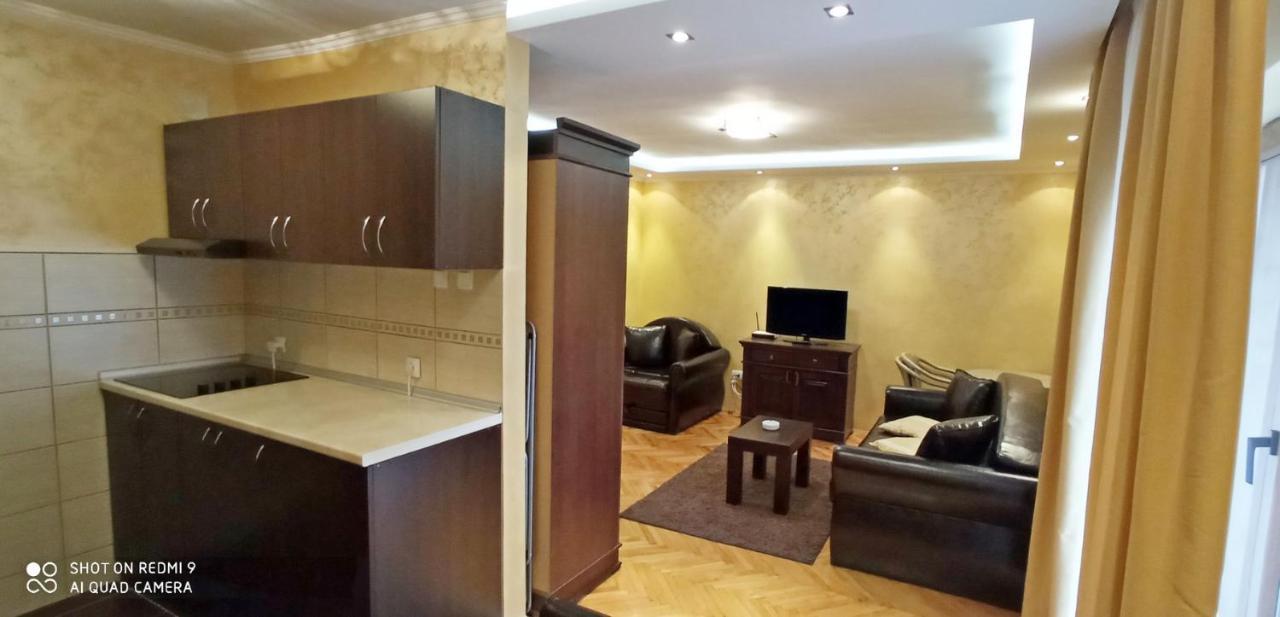 Konaciste Zlatibor Aparthotel Exteriör bild